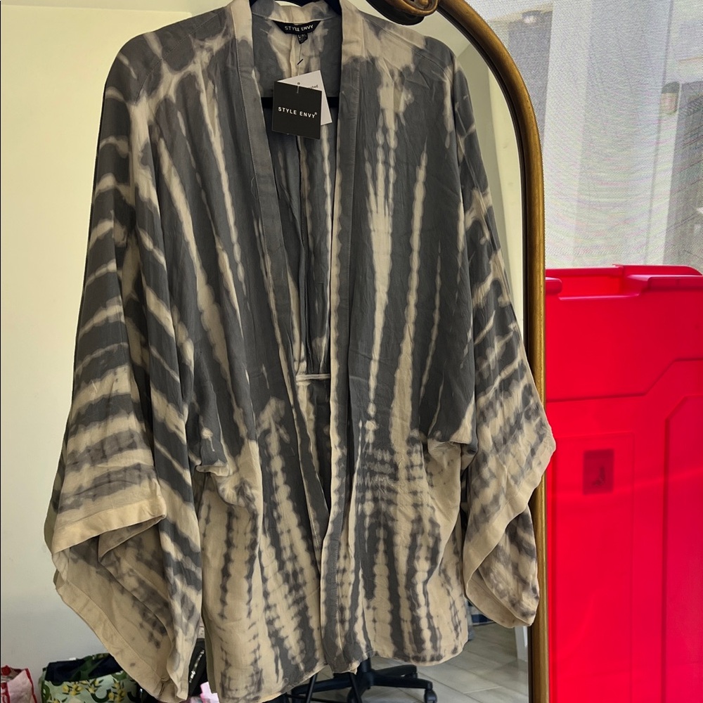 Style Envy Monochrome Kimono